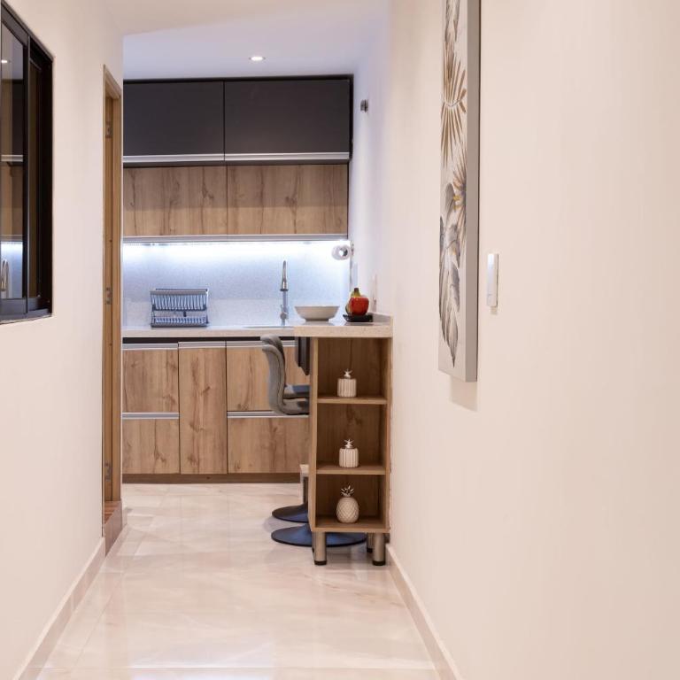 Cozy Apartment with A/C in North Medellin. - Apartamento de 3 dormitorios - 4