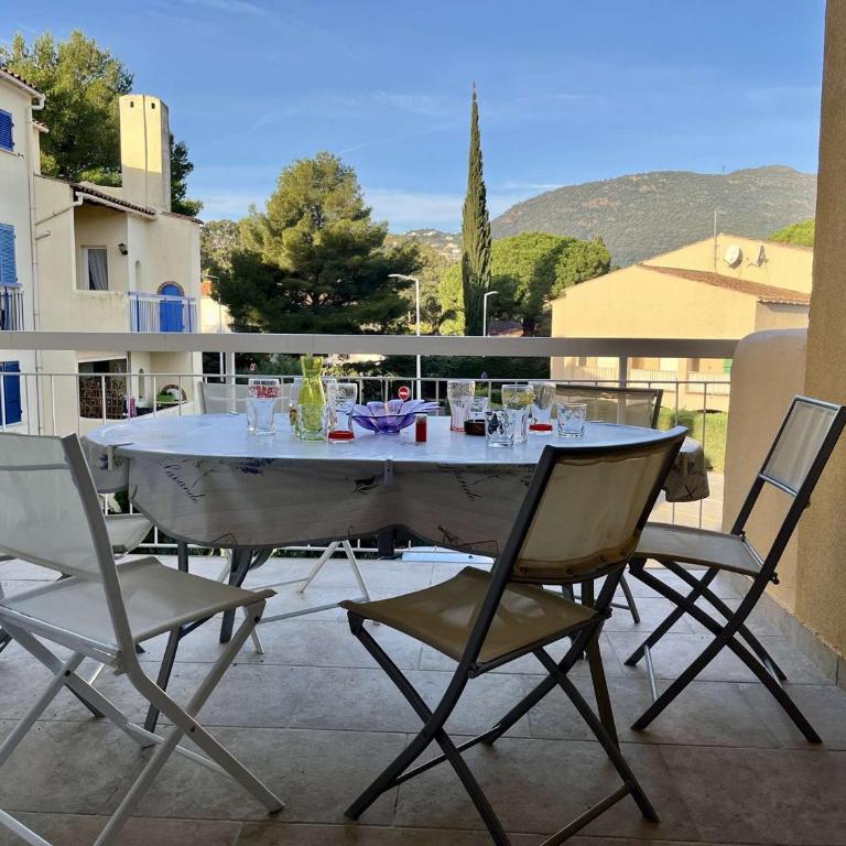 Appartement climatisé à Cavalaire-sur-Mer, 2 pièces, parking privé, proche plages et commerces - FR-1-226B-181 - Appartamento - 1