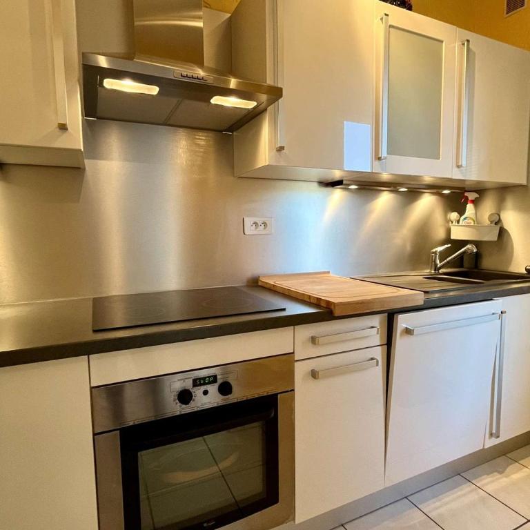 Appartement climatisé à Cavalaire-sur-Mer, 2 pièces, parking privé, proche plages et commerces - FR-1-226B-181 - Appartamento - 3