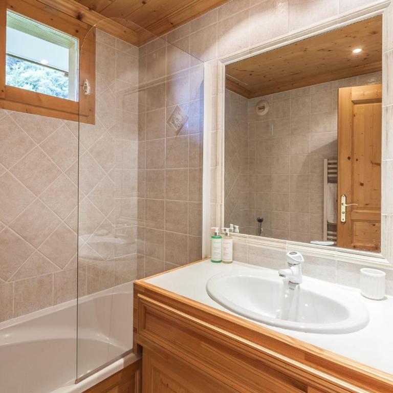 Appartement skis aux pieds Méribel Chaudanne avec parking et cheminée - FR-1-411-937 - Appartamento - 6