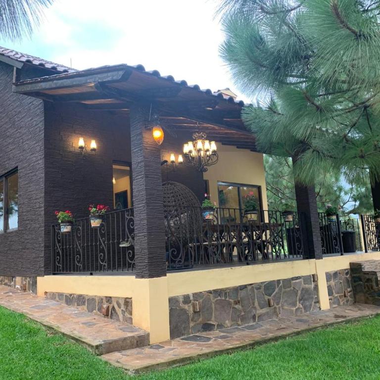Cabaña No.6 Puerta del Bosque Mazamitla. - Chalet - 22