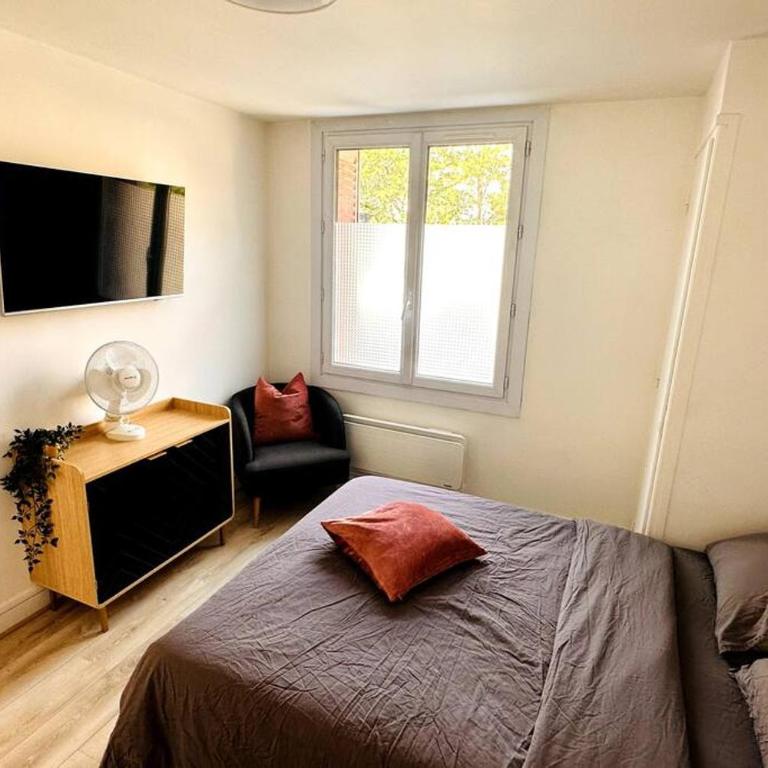 Appartement 3 chambres + parking à Lyon 7 - Appartement 3 Chambres - 2