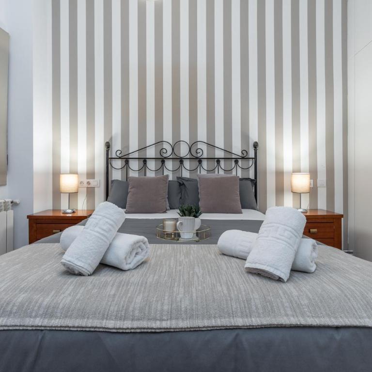 tuGuest Hermosa Apartment - Two-Bedroom Apartment - 12