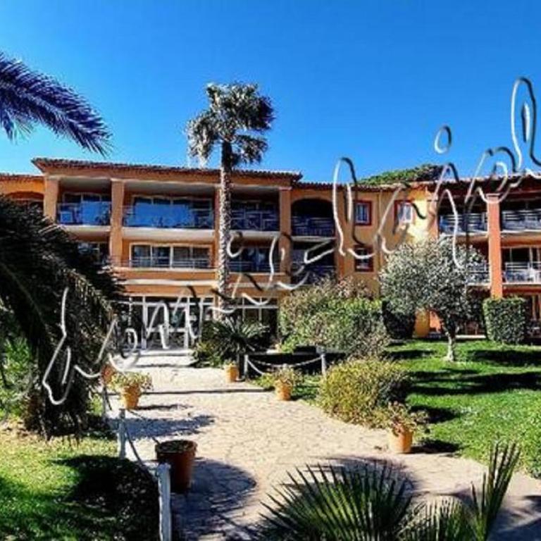 HYERES, Magnifique Parc de la Presqu'île avec Piscine et Plage face à Porquerolles ! - Apartment - 12