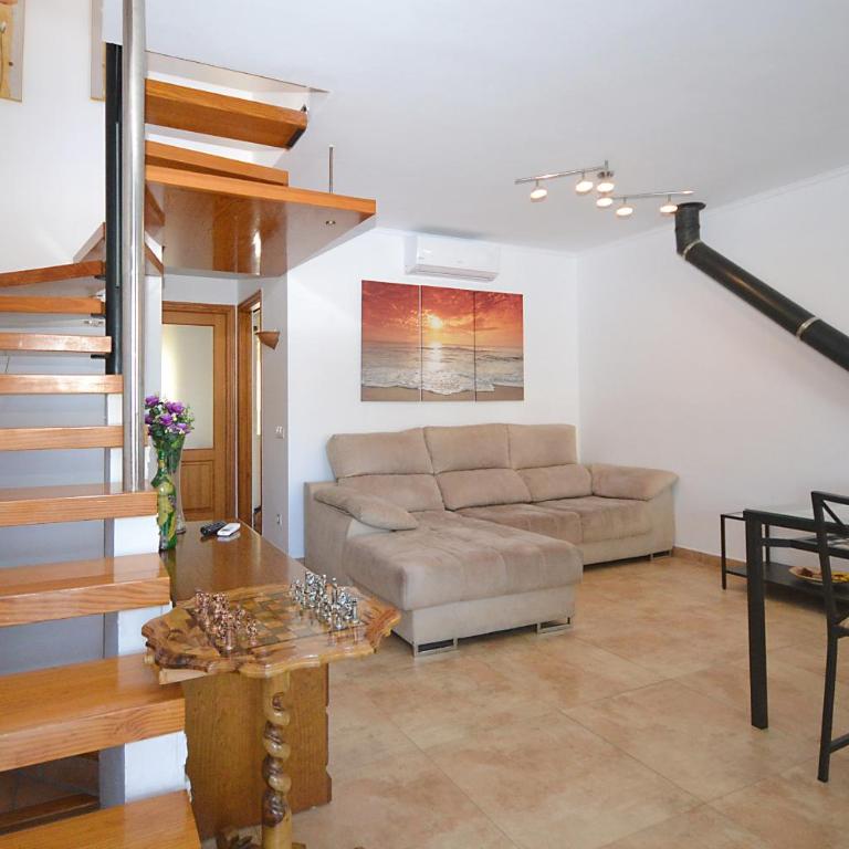 Can Bennasar 11 - Three-Bedroom House - 8