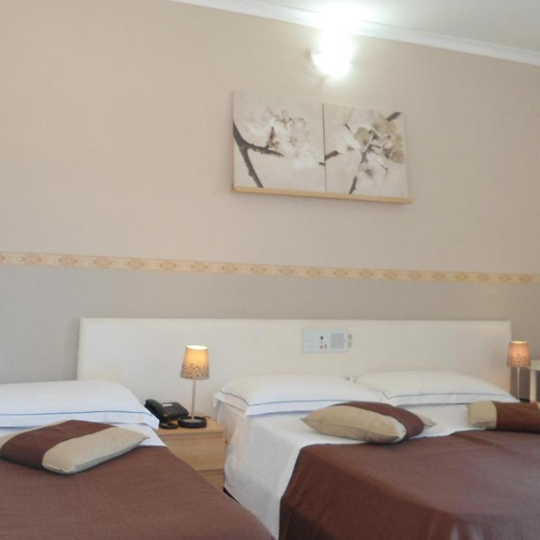 Hotel Indipendenza - Superior Triple Room with Terrace - 7