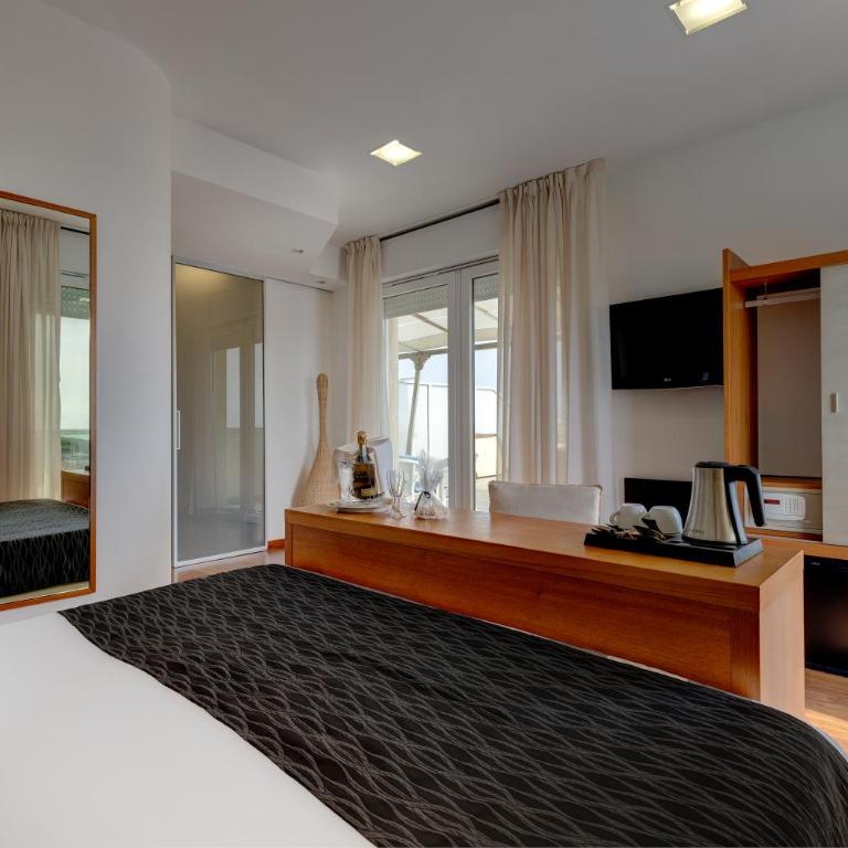 Park Hotel Ermitage Resort & Spa - Suite Deluxe con Vasca Idromassaggio - 3