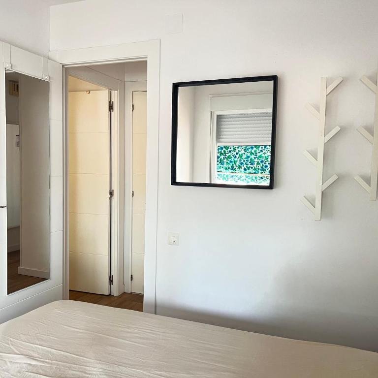 Beach Apartment Alicante - Two-Bedroom Apartment - 12