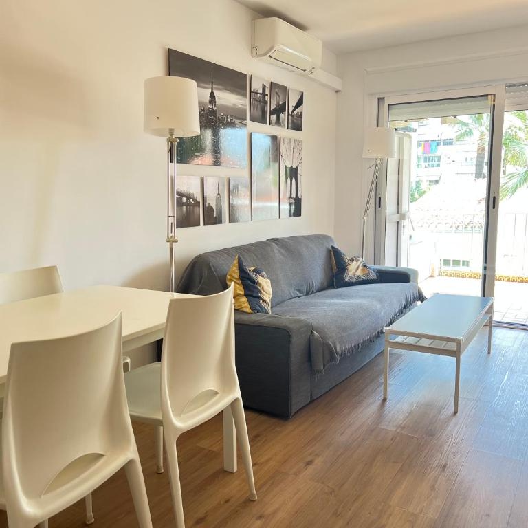 Beach Apartment Alicante - Two-Bedroom Apartment - 8