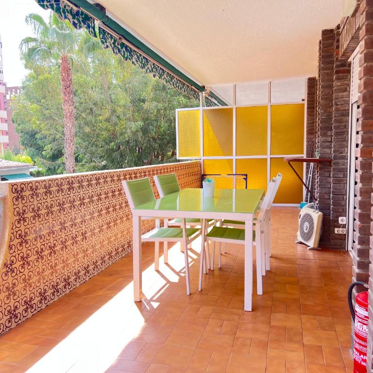 Beach Apartment Alicante - Two-Bedroom Apartment - 4