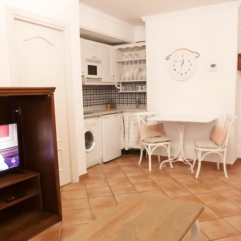 ROMANTICO, TRANQUILO, CENTRICO - Apartamento de 1 dormitorio - 14