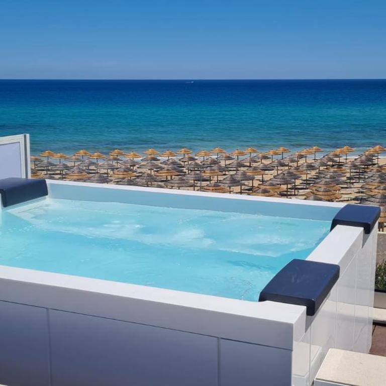 Villa San Lorenzo Beach - Three-Bedroom Villa - 21