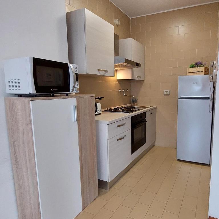 Betulla Lake View Apartment - Appartamento con 2 Camere da Letto - 8