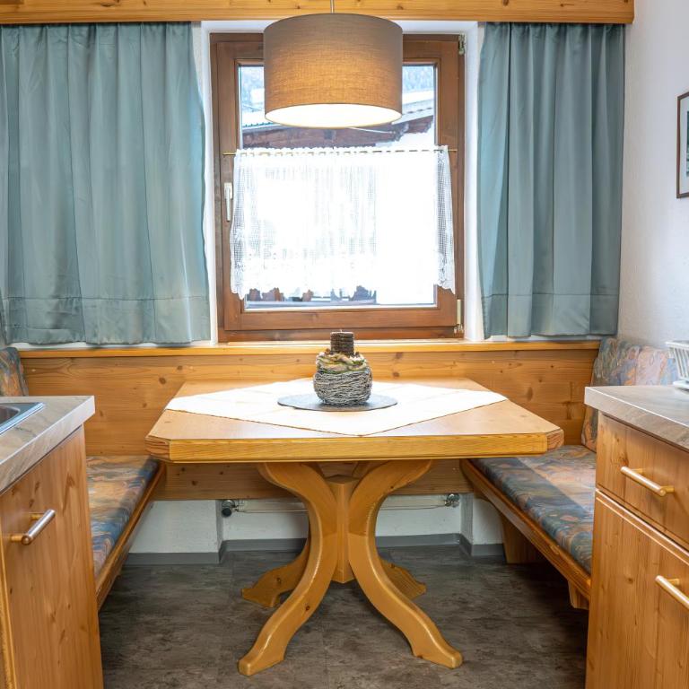 Appartements Alpenrose - Apartment mit 2 Schlafzimmern - 3