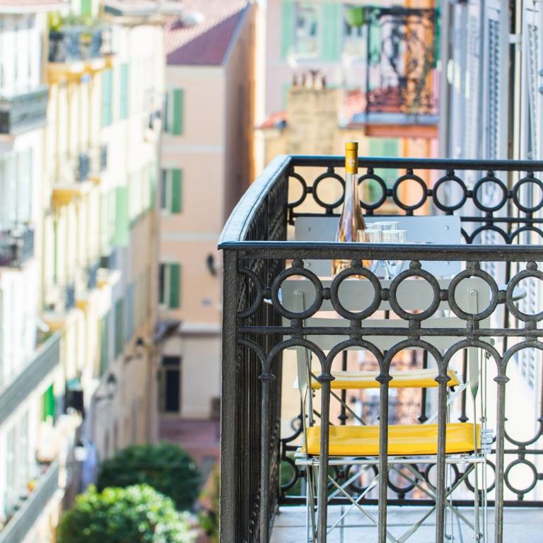 MARNE III - SPACIEUX 3-4 PIÈCES - Carré d'Or Menton - Apartment mit 3 Schlafzimmern - 6