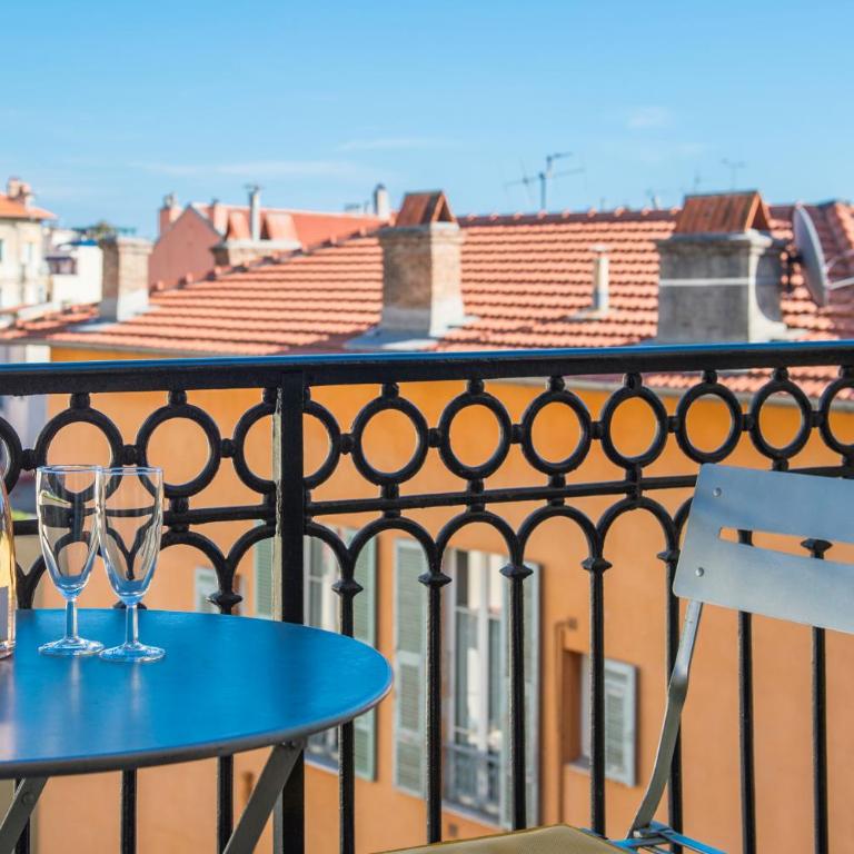 MARNE III - SPACIEUX 3-4 PIÈCES - Carré d'Or Menton - Apartment mit 3 Schlafzimmern - 2