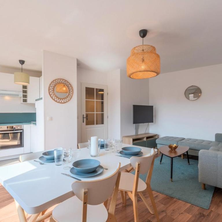 Quiet 1 bedroom apartment parking Old Lille - Apartment - 2
