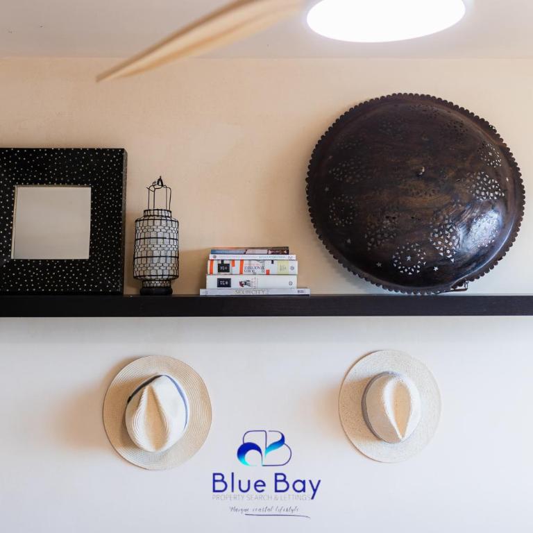 Al Alba Townhouse with Community Pool and Padel - Four-Bedroom House - 34