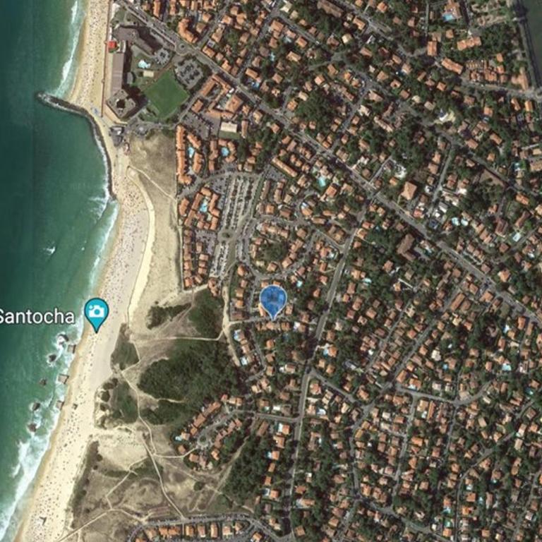 Maison moderne et traditionnelle à 300m de la plage, avec jardin, barbecue et parking privé - FR-1-413-234 - Villa - 10