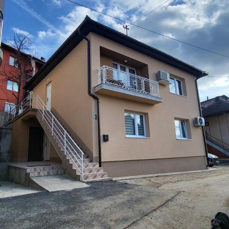 Apple Home - Two-Bedroom Apartment - 1