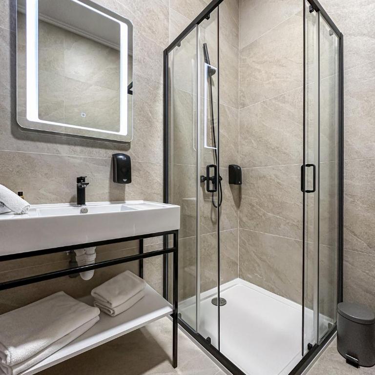 Hotel Vidović - Deluks Soba sa Bračnim Krevetom (King-size) - 6