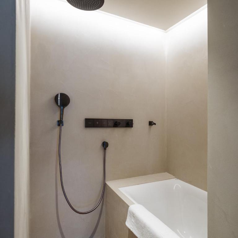 the rex - Doppelzimmer mit Balkon - 3