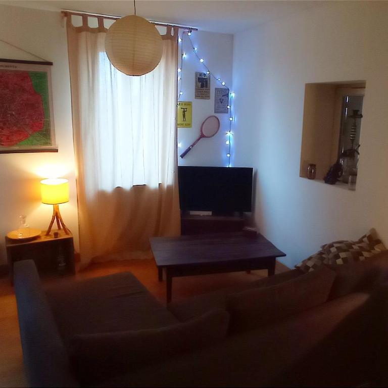 Appartement Centre ville + parking - Apartment mit 1 Schlafzimmer - 2