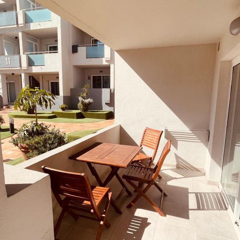 Rising Sun- Bright 1BR Apartment with Pool & Terrace, Steps from Corralejo Beach - Apartamento de 1 dormitorio - 7