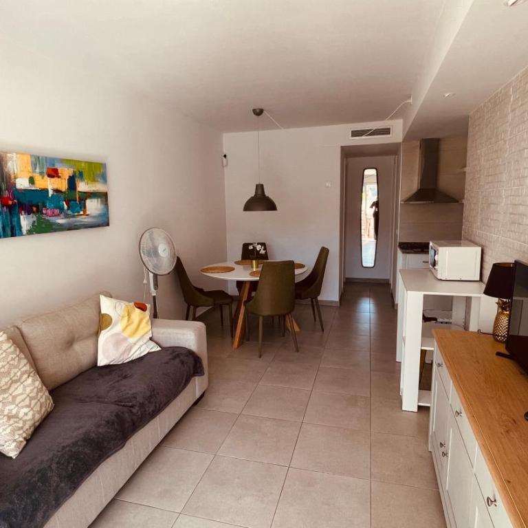 Rising Sun- Bright 1BR Apartment with Pool & Terrace, Steps from Corralejo Beach - Apartamento de 1 dormitorio - 4