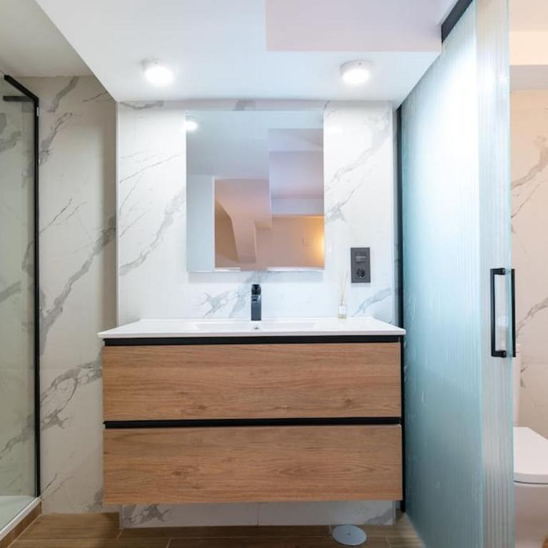 Precioso dúplex en zona Vista Alegre en Madrid - Apartamento de 2 dormitorios - 28