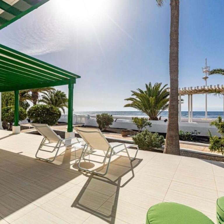 Luxury Villa Sea Front -La Orilla - Three-Bedroom Villa - 1
