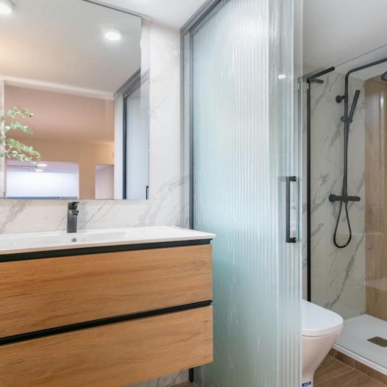 Beautiful duplex in front of Vista Alegre Palace - Two-Bedroom Apartment - 24