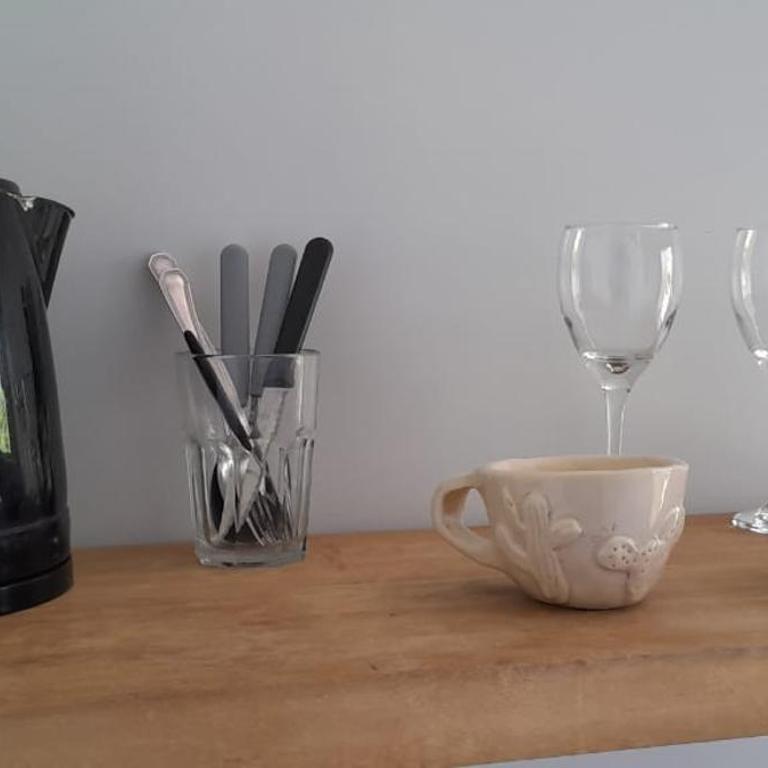 Cantal Bed & Breakfast - Deluxe King Room - 8