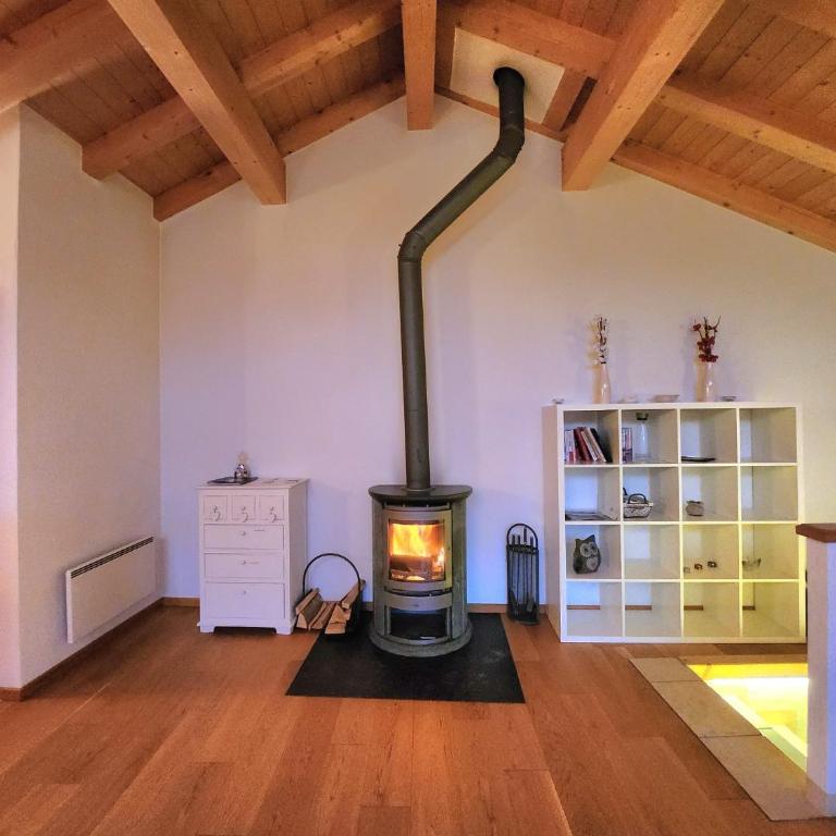 Magnifique et cosy chalet La Marmotte, St-Martin, Val d'Hérens - Chalet mit 2 Schlafzimmern - 4