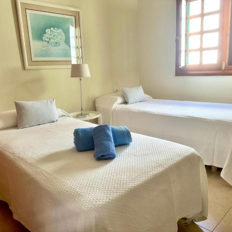 Luxury Villa Sea Front -La Orilla - Three-Bedroom Villa - 24