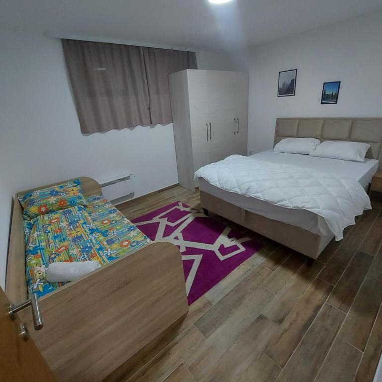 Sunčani breg - Apartment - Basement - 5