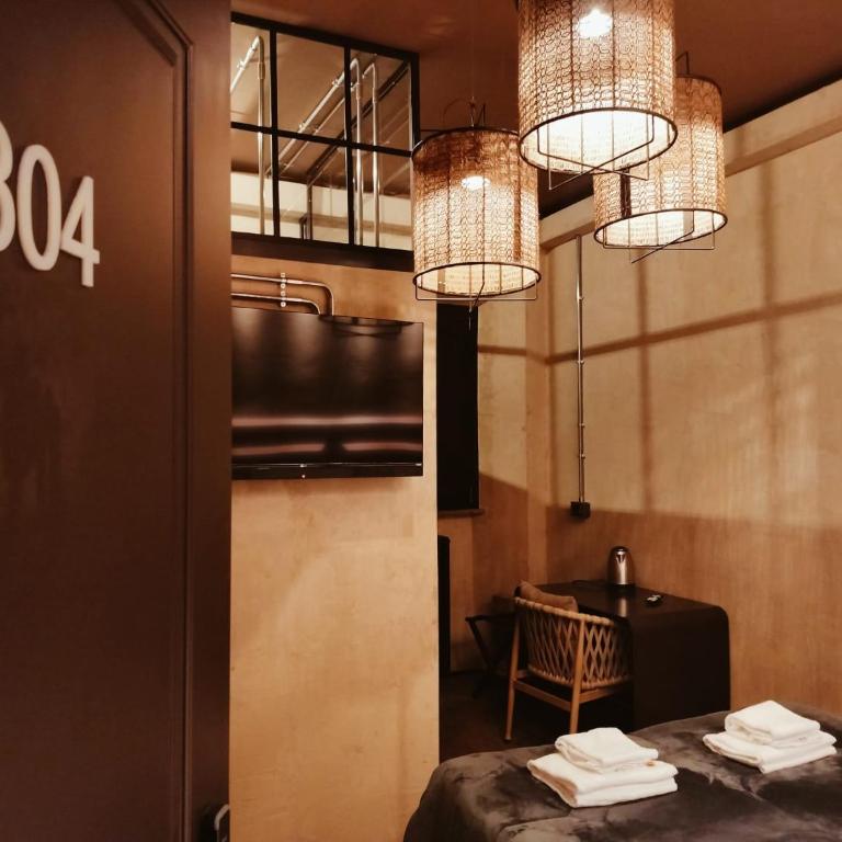 Hotel & Hostel 7 - Superior Double or Twin Room - 8
