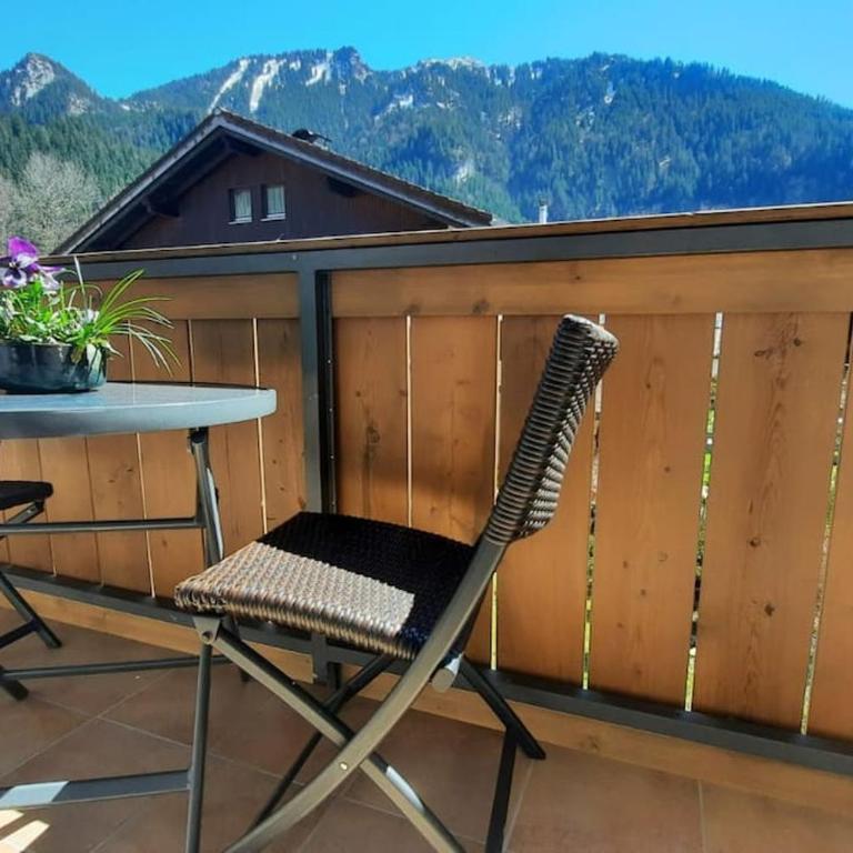 Ferienhaus-Ferienwohnung Weitblick mit Garten und malerischem Bergpanorama - Apartment mit 3 Schlafzimmern - 8