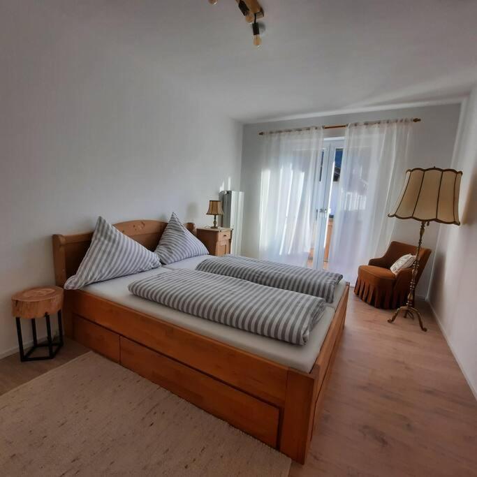Ferienhaus-Ferienwohnung Weitblick mit Garten und malerischem Bergpanorama - Apartment mit 3 Schlafzimmern - 11