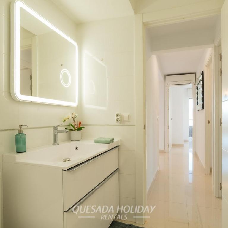 La Perla Benidorm Apartment seaview & pool Levante Beach - Apartment - 22