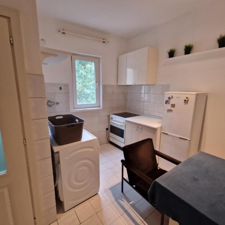 Belgrade Downtown Homestay - Porodični Junior Apartman - 9