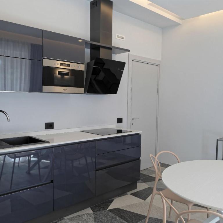 Elegance Riccione - Appartamento con Balcone - 8