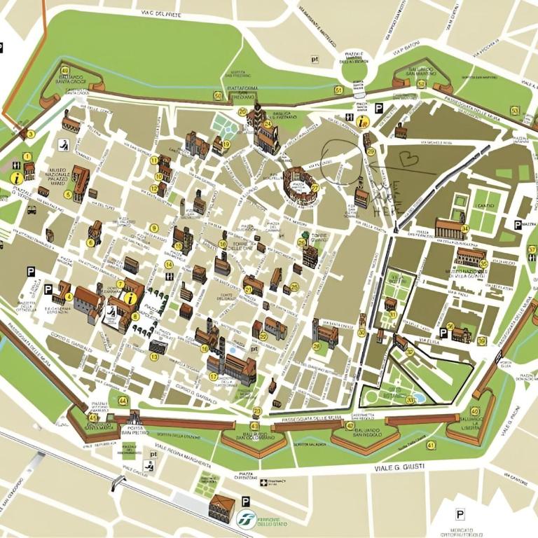 Cortile in centro - Charm Suite Heart of Lucca- 2 SmartTV - Appartamento - 11