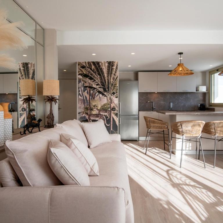 Résidence Hôtelière Chambord au coeur de Menton - entièrement rénovée - Penthouse - 3