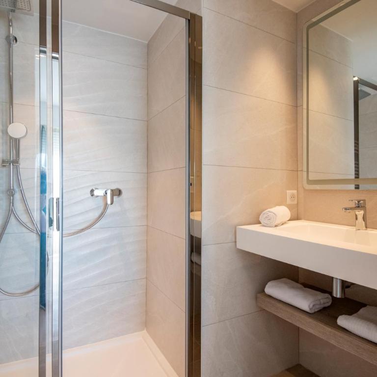Résidence Hôtelière Chambord au coeur de Menton - entièrement rénovée - Penthouse - 7
