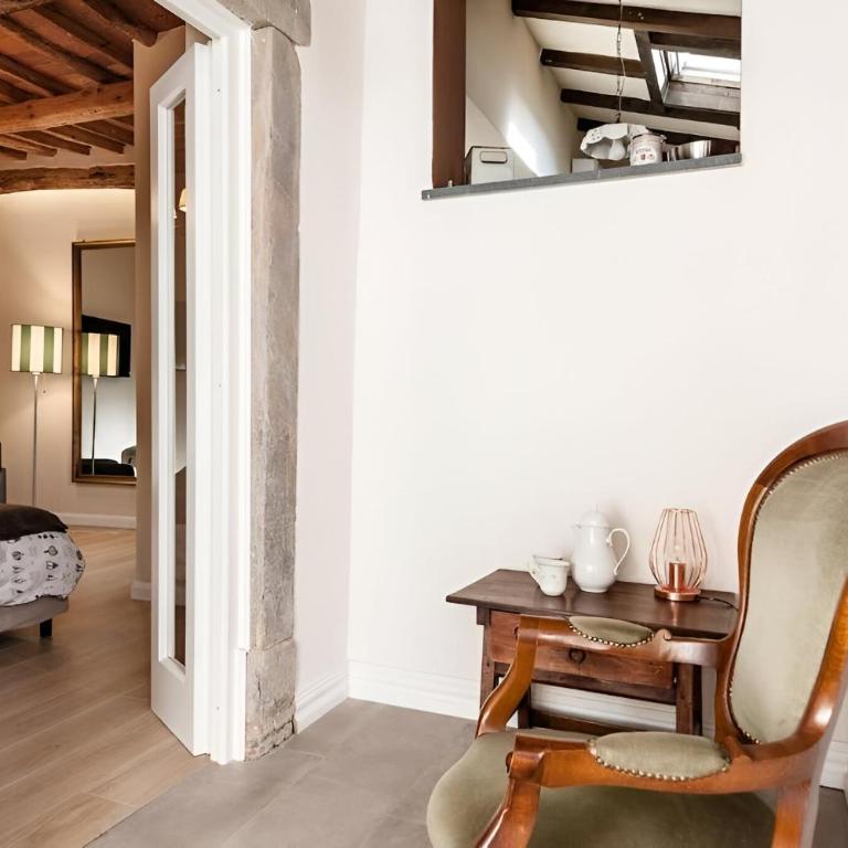 Cortile in centro - Charm Suite Heart of Lucca- 2 SmartTV - Appartamento - 26