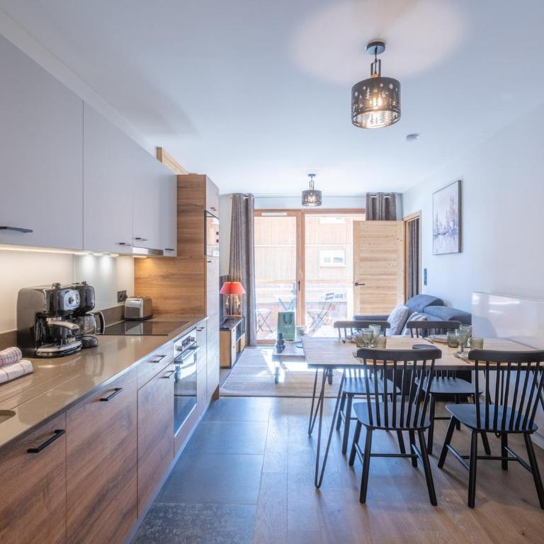 Appartement moderne avec parking dans Les Fermes de l'Alpe - FR-1-645-65 - Appartement - 14