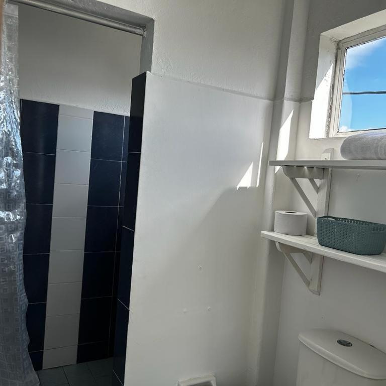 Hotel Miss Francias Home - Single Room with Bathroom - 3