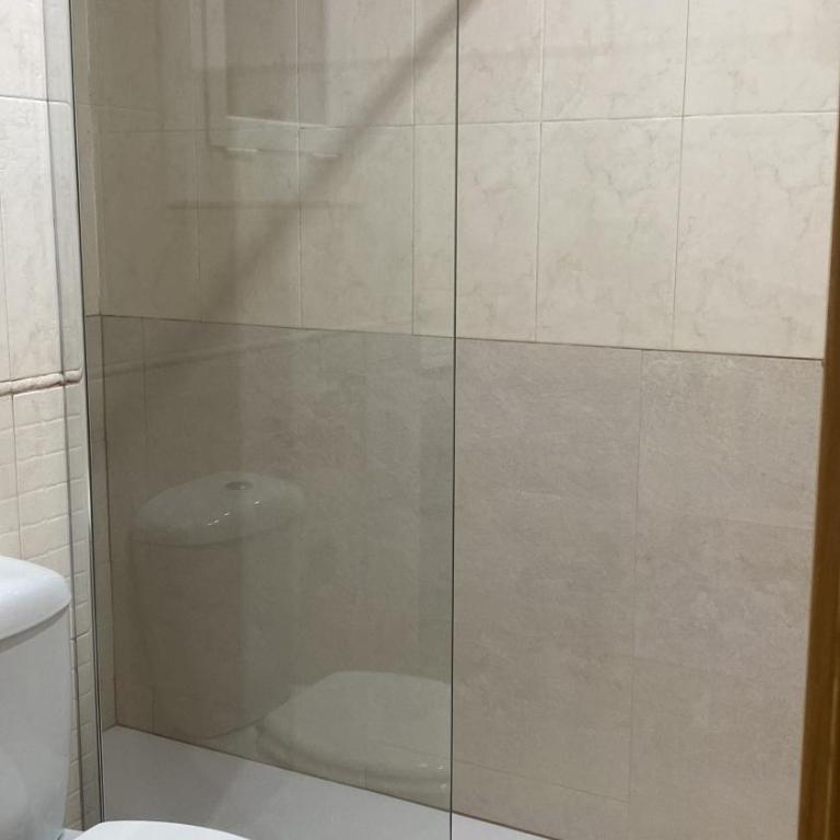 Apartamento tranquilo cerca de la Sagrada Familia - Three-Bedroom Apartment - 16