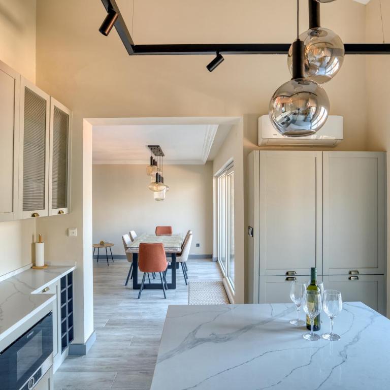 Luxurious 3-Bedroom Apartment by MN Property - Apartman sa 3 Spavaće Sobe - 3